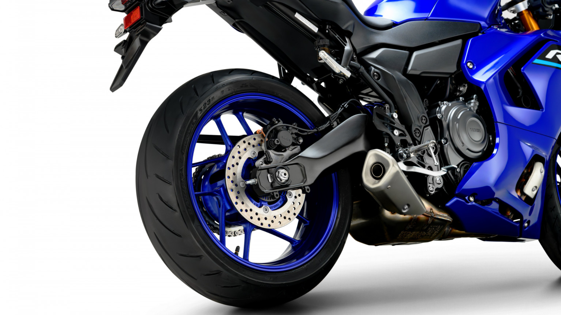 Yamaha R7 (6)