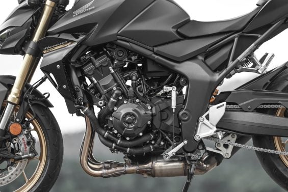 Honda CB1000 Hornet (12)
