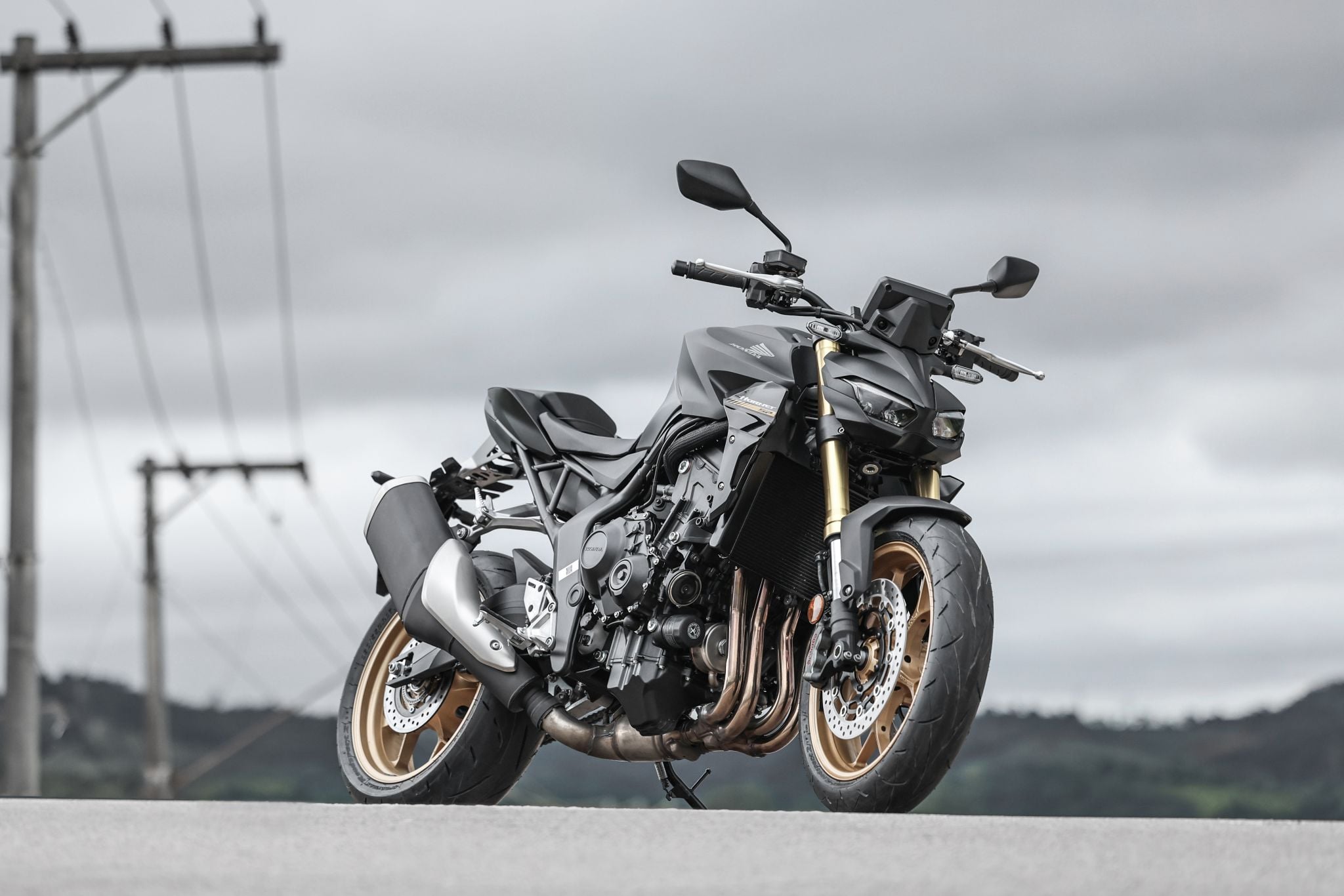 Honda CB1000 Hornet (1)