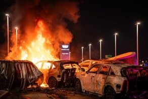 Incêndio em concessionaria da Cadillac no Texas EUA