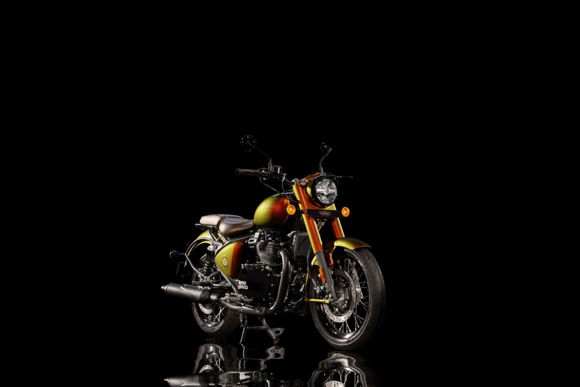 Royal Enfield Classic 650 Hypershift 125th Anniversary Edition (7)