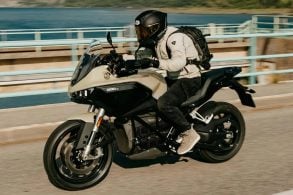 Zero DS bate recorde mundial de autonomia entre motos elétricas 4