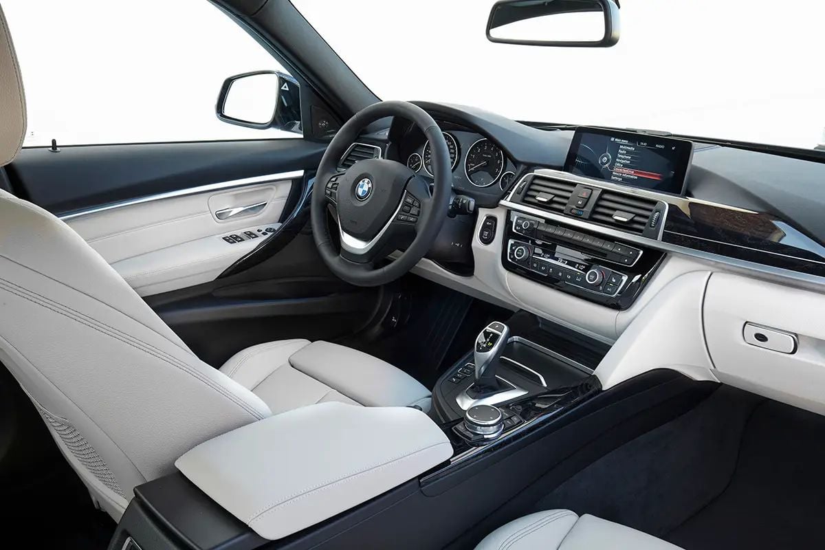 bmw 320i 2016 interior