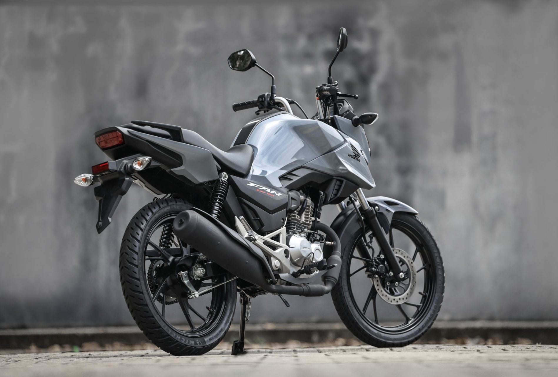 CG160 Fan 2027 EST Cinza (2)