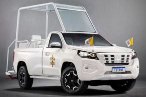 Papamóvel Fiat Titano uruguai
