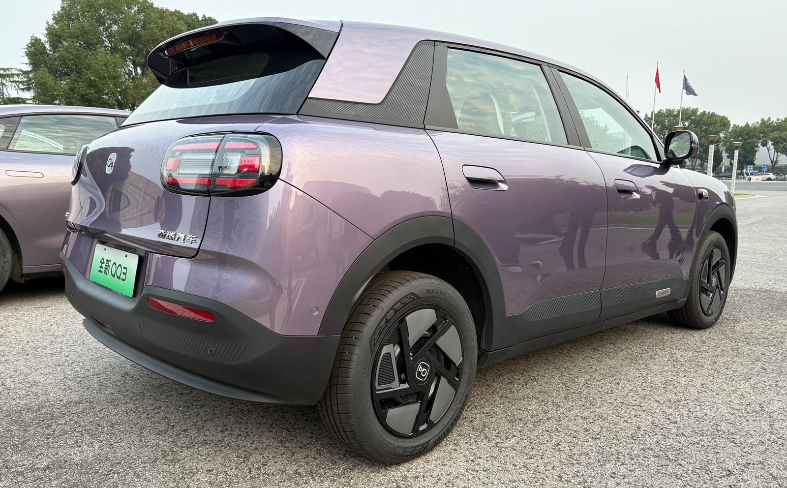 CHERY QQ3 FRENTE E LATERAL (2)