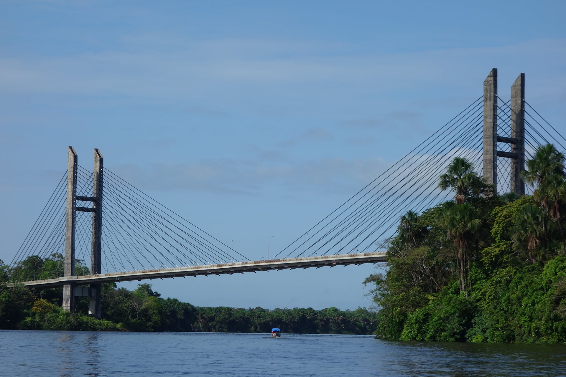 Ponte binacional sobre o rio Oiapoque Ponte binacional sobre o rio Oiapoque