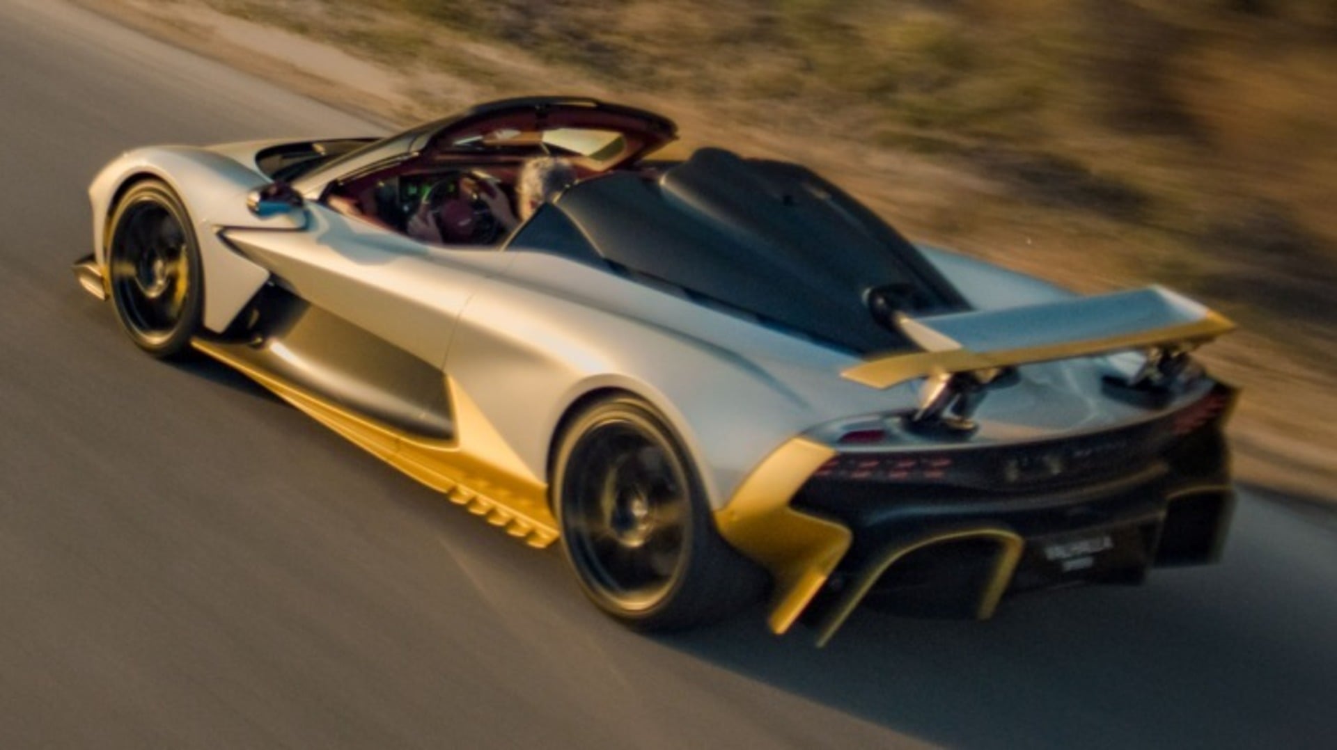 aston martin Valhalla 4