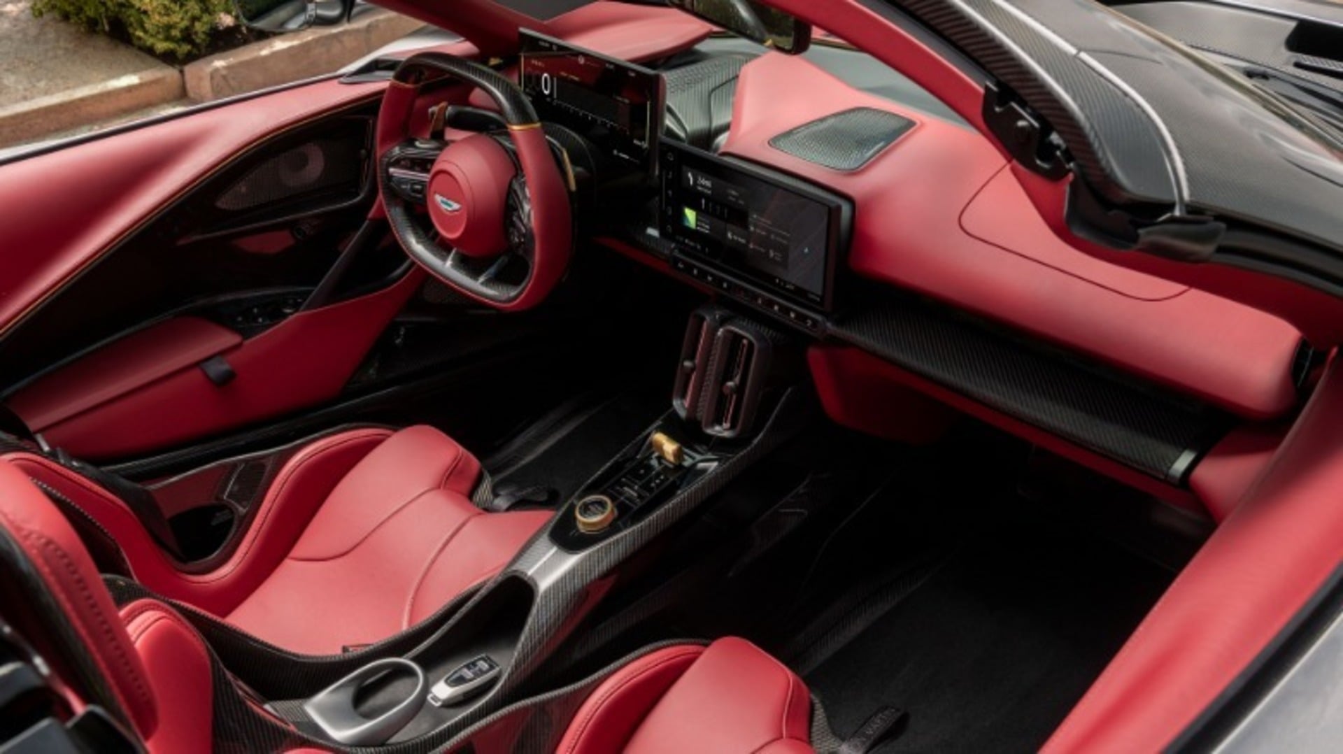 aston martin Valhalla 3
