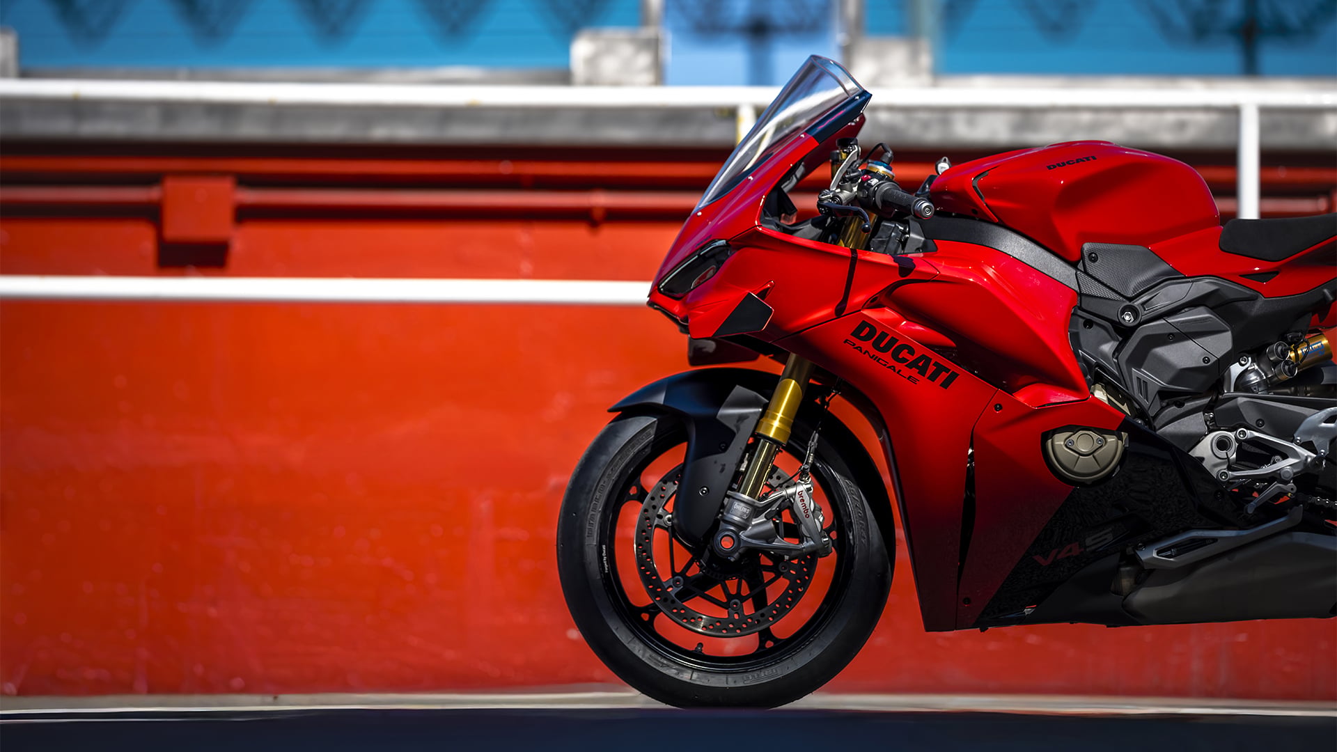 Ducati Panigale V4 S (2) Ducati Panigale V4 S (2)