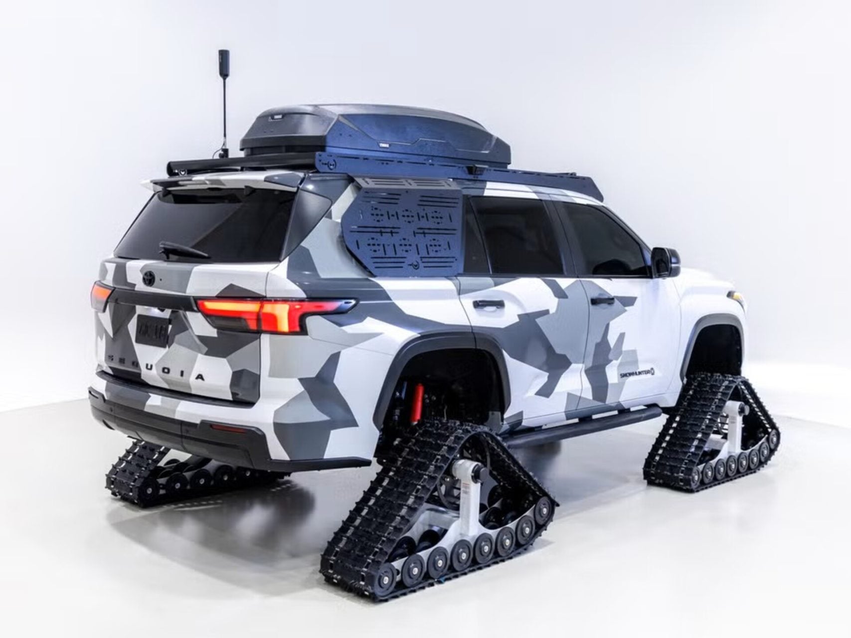 TOYOTA DE NEVE 6