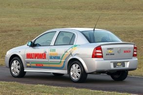 chevrolet astra multipower sedan traseira parado