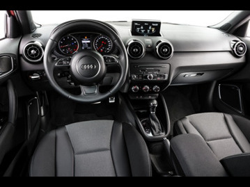 audi a1-14-tfsi-s-tronic-sportback-attraction-2018 painel