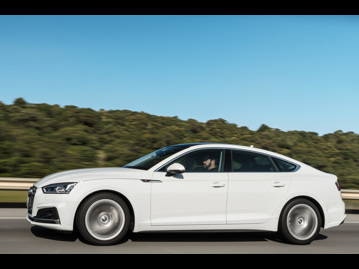 audi a5-20-tfsi-sportback-ambiente-2018 lateral