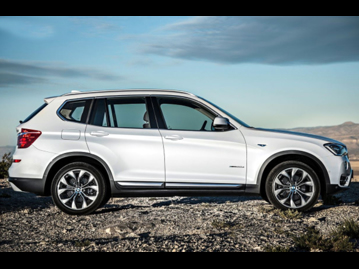 bmw x3-xdrive20i-x-line-2018 lateral
