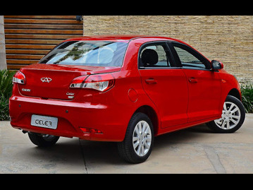chery celer-sedan-15-16v-flex-2017 traseira