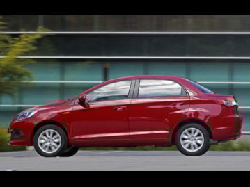 chery celer-sedan-15-16v-flex-2018 lateral