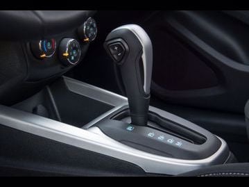 chevrolet onix-14-advantage-aut-2018 cambio