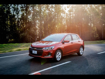 chevrolet onix-lt-10-2020 frente