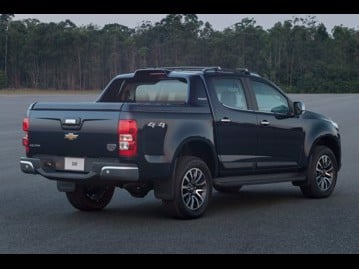 chevrolet s10-28-ctdi-cd-high-country-4wd-aut-2017 traseira