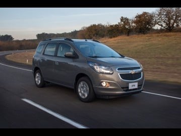 chevrolet spin-ltz-7s-18-flex-aut-2017 frente