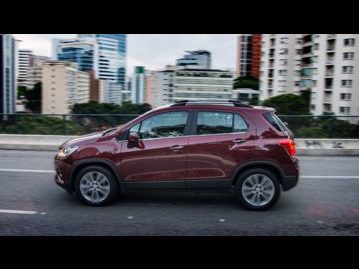 chevrolet tracker-premier-14-flex-aut-2018 lateral