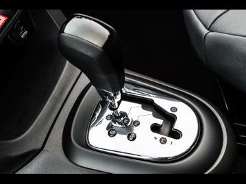 citroen aircross-16-16v-shine-business-bva-flex-2017 cambio