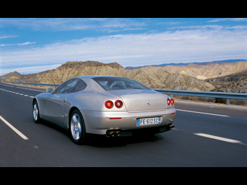 ferrari 612-scaglietti-oto-57-v12-2009 traseira