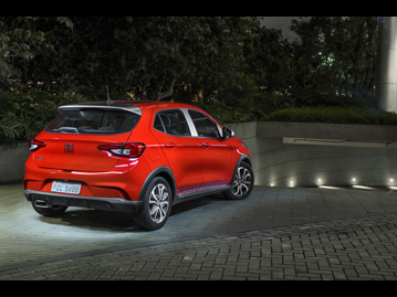 fiat argo-hgt-18-16v-flex-4p-2018 traseira