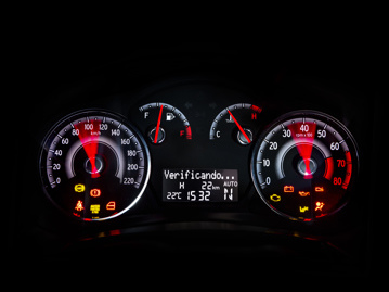 fiat palio-essence-16-16v-flex-2016 instrumentos
