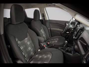 fiat toro-freedom-open-edition-plus-18-at6-4x2-flex-2017 bancos
