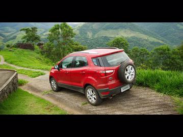 ford ecosport-20-freestyle-4x4-2017 traseira