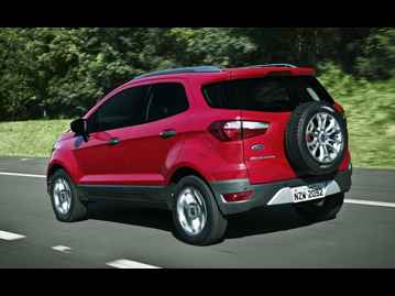 ford ecosport-se-powershift-16-flex-2016 traseira