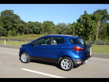 ford ecosport-titanium-20-flex-aut-2019 lateral