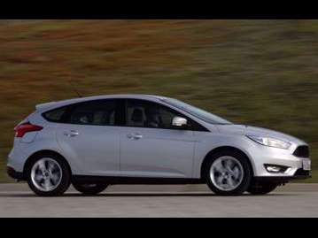 ford focus-hatch-se-16-16v-tivct-2017 lateral