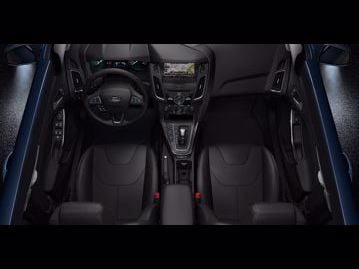 ford focus-hatch-titanium-20-powershift-2017 painel