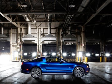 ford mustang-gt-50-v8-2010 lateral