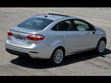 Ford NEW FIESTA TITANIUM 1.6 16V P.SHIFT - SóCarrão