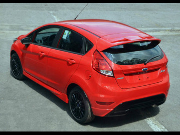 ford new-fiesta-sport-16-16v-2016 traseira