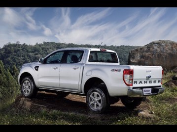 ford ranger-22-xls-cd-4x4-turbo-2020 traseira