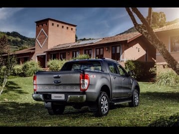 ford ranger-32-limited-cd-4x4-turbo-aut-2020 traseira