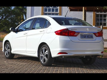honda city-exl-15-cvt-flex-2016 traseira