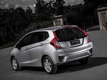 honda fit-15-16v-dx-cvt-flex-2017 traseira