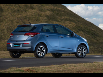 hyundai hb20-10-ocean-2017 traseira