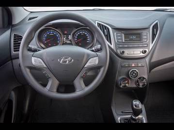 hyundai hb20-10-s-comfort-style-turbo-2017 painel