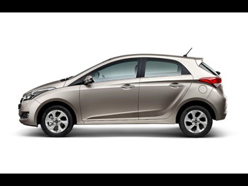 hyundai hb20-10-turbo-comfort-plus-bluemedia-2017 lateral