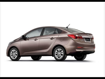 hyundai hb20-16-s-comfort-plus-2017 traseira