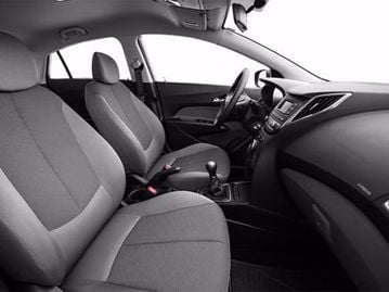 hyundai hyundai-hb20s-confort-plus-16-2018 bancos