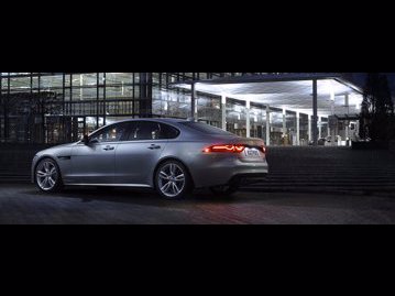 jaguar xf-20-gtdi-prestige-2017 lateral