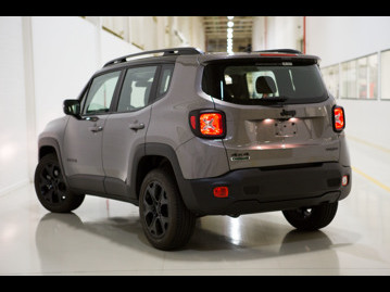jeep renegade-night-eagle-20-diesel-aut-2018 traseira